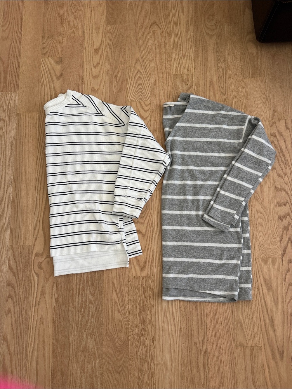 Striped Knit Tops Duo - White & Gray/White